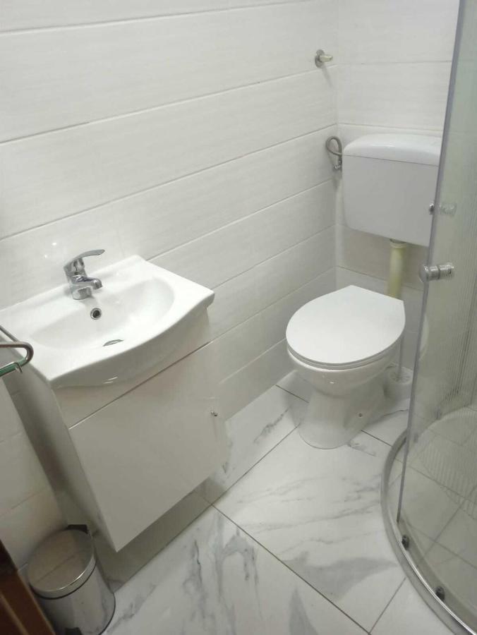 Gizmo Apartments Gornji Karin Extérieur photo